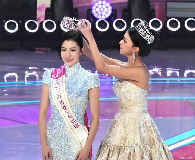 恭喜！TVB新人混血女星突然宣布订婚晒巨型钻戒拒绝做演员(图3)