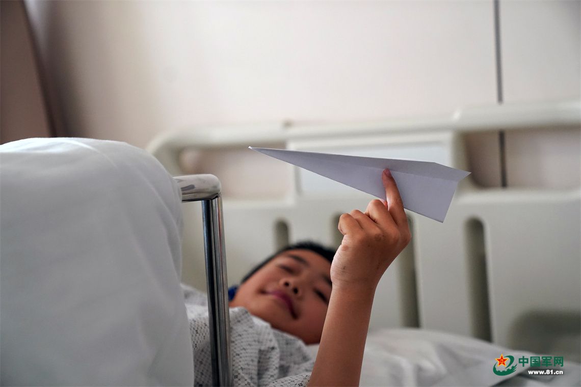 守护军娃：特别的爱给特别的你(图2)