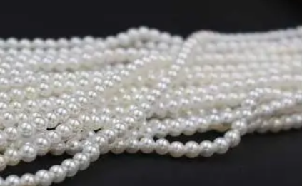 人工贝珠是塑料珠么(图1)