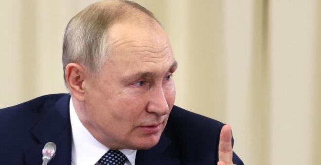 004航母真动工了吗？美媒曝中国建核航母国防部的回应意味深长(图1)