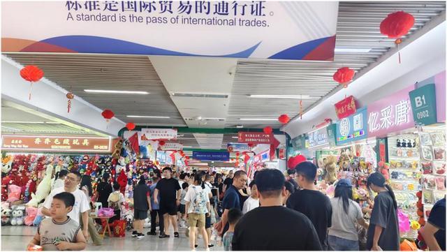 义乌正用卷供应链的方式卷文旅！(图1)