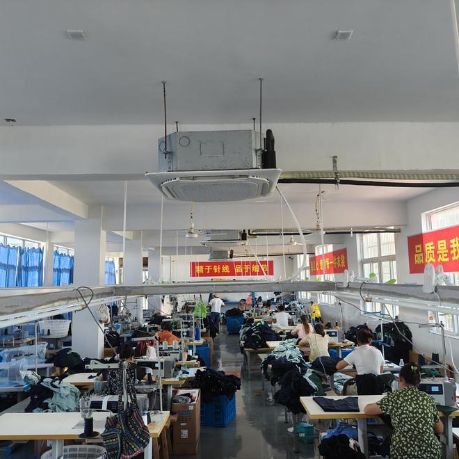 浙江金裁服饰江西生产基地顺利投产(图1)