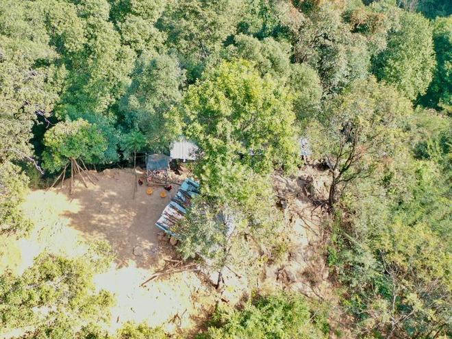 返乡青年“凉山大表哥”深山养鸡闯出乡村振兴致富路(图1)