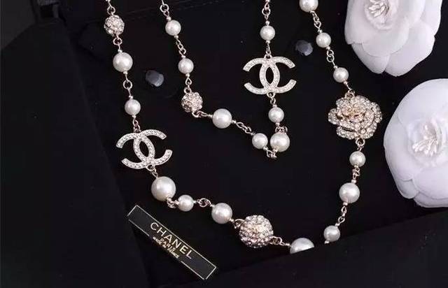 2025收官之战这些商场真的“赢麻了”？(图1)