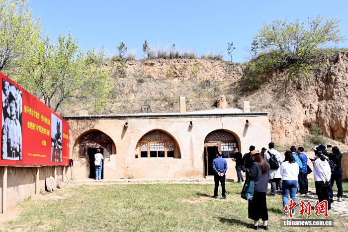 追寻归侨抗日女英雄李林足迹(图9)